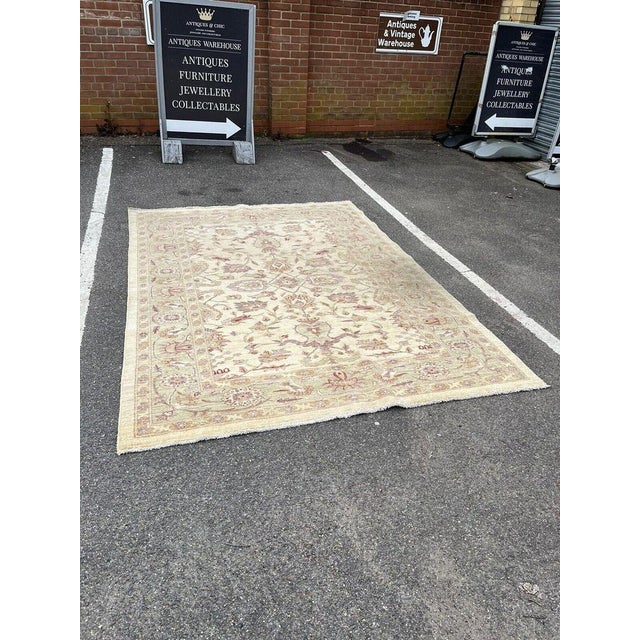 Country House Rug with Floral Pattern For Sale - Image 9 of 15