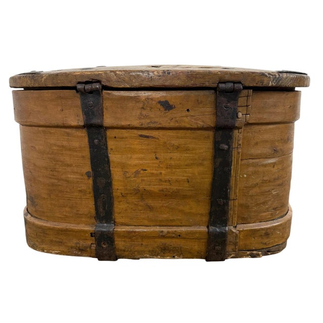 Large Antique Swedish Bentwood Chest, 1890s For Sale - Image 6 of 18