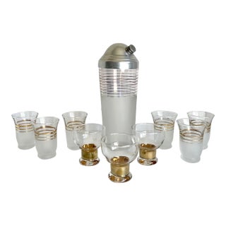 1940s Art Deco Gold Striped and Frosted Shot Glass and Mixer Set - Set of 10 For Sale