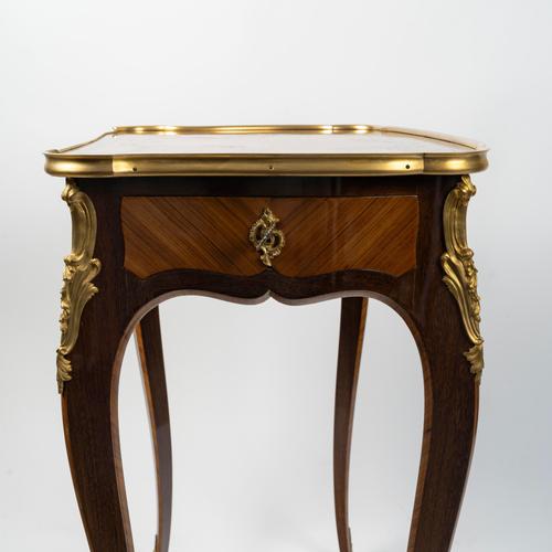 Napoleon III Writing Desk in Marquetry and Gilded Bronze For Sale - Image 6 of 7