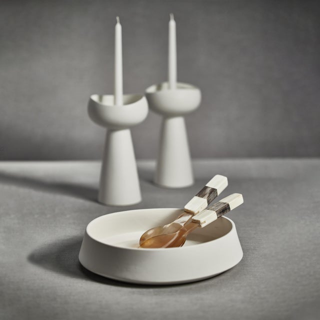 Renata Horn Salad Server Set with Bone Etched Handle For Sale - Image 4 of 5