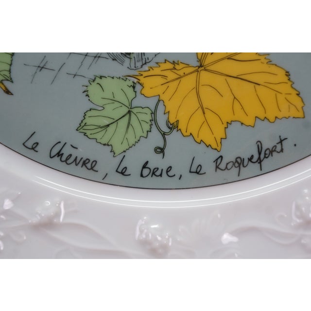 1990s Gien France Les Saveurs Fromages Cheese Charger Plate Marie-Pierre Boitard 13" For Sale - Image 5 of 12