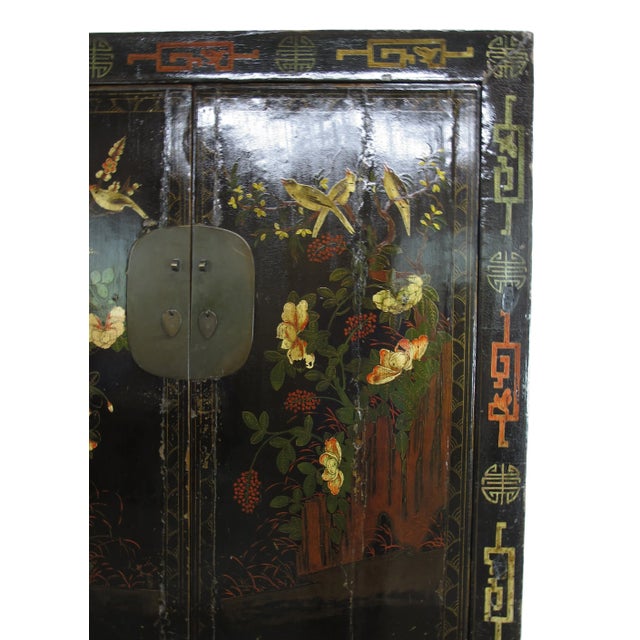 Late 19th Century Birds and Flower Antique Chinese Cabinet For Sale - Image 5 of 13
