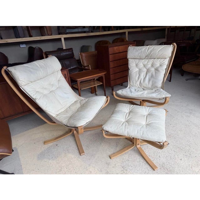 Mid-Century Modern Mid-Century Falcon Lounge Chairs and Ottoman by Sigurd Ressell for Vatne Mobel, Norway, Set of 3 For Sale - Image 3 of 18