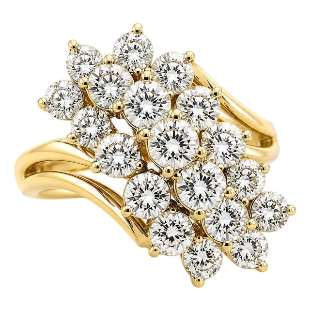 14k Diamond Ring, Size 4.75 For Sale