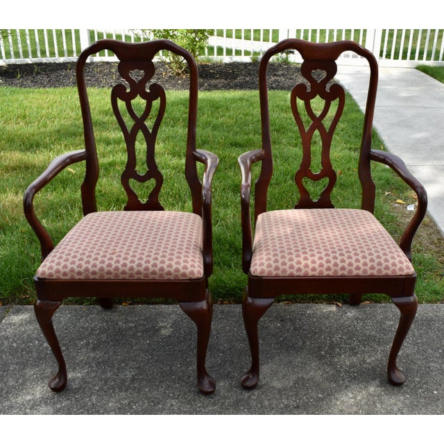 Pennsylvania House Vtg. Pennsylvania House Set of Eight Solid Mahogany Queen Anne Dining Chairs For Sale - Image 4 of 17