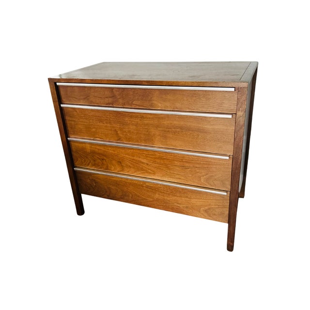 1970s Vintage John Stuart Mid-Century Modern Walnut Four-Drawer Dresser by John Stuart – Walnut Chest With Steel Edge Pulls, Circa 1970s For Sale - Image 5 of 18