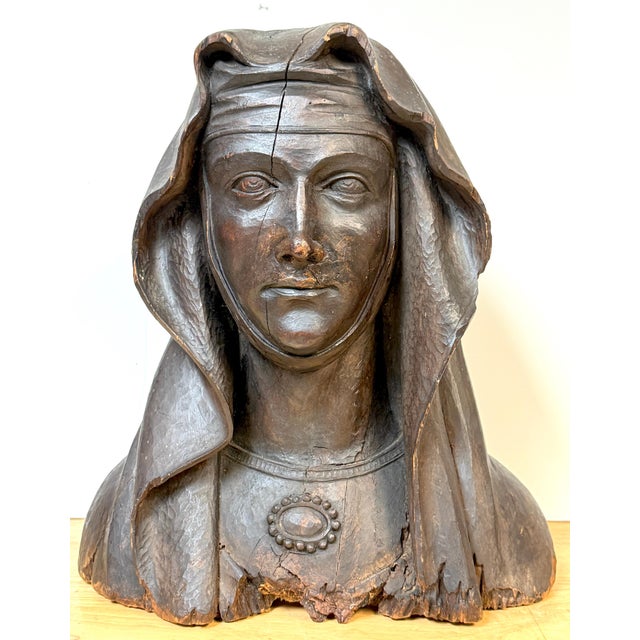 Late 17th–Early 18th Century Italian Carved Walnut Bust of the Madonna Addolorata A deeply expressive Italian carved...