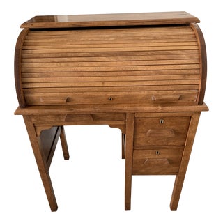 Solid Oak Early 20th Century Children's Rolltop Desk Made by Paris Mfg. Co., Maine For Sale
