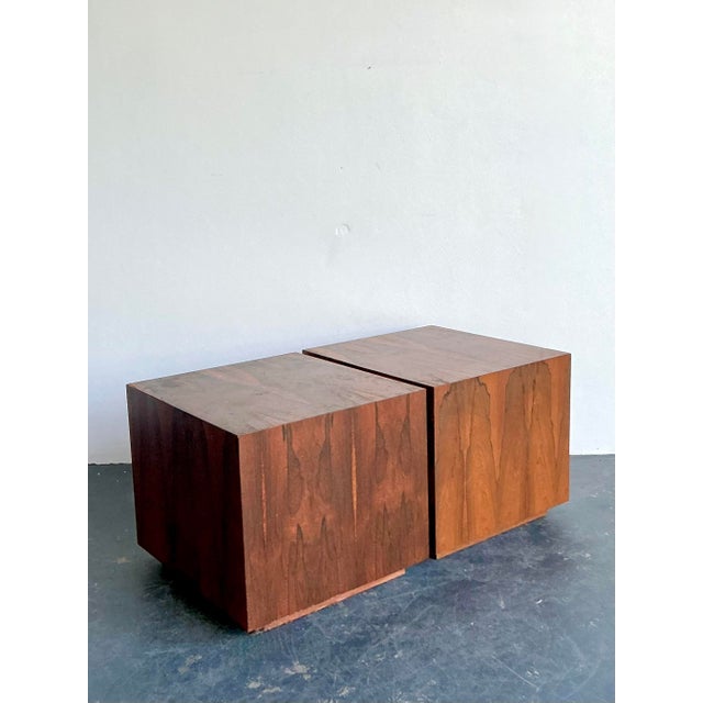 These exceptional Mid-Century Modern cube side tables are a masterful distillation of minimalist design and high-end...