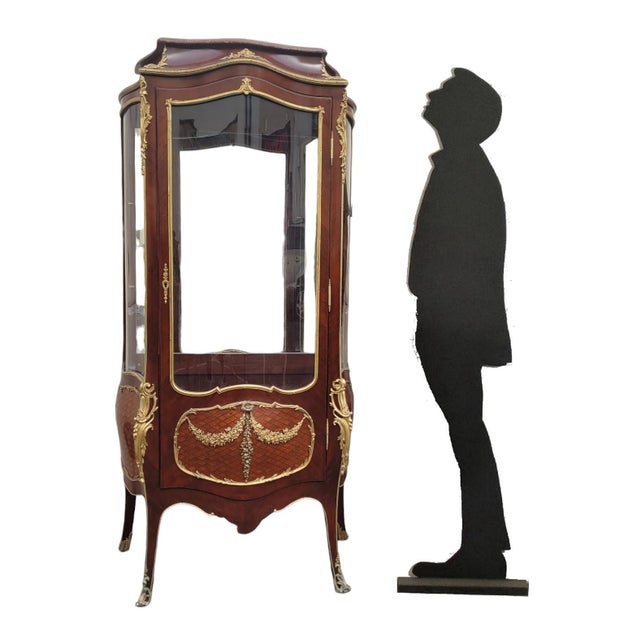 Napoleon III Curved Showcase in Marquetry and Bronze, 1800s For Sale - Image 5 of 18