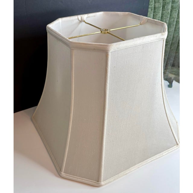 1960s Vintage Mid-Century Modern Ivory Octagonal Bell Lamp Shade For Sale - Image 5 of 12