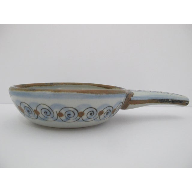 Farmhouse El Palomar Ken Edwards Blue Bird Tonala Mexico Folk Art Hanging Pot With Handle For Sale - Image 3 of 14