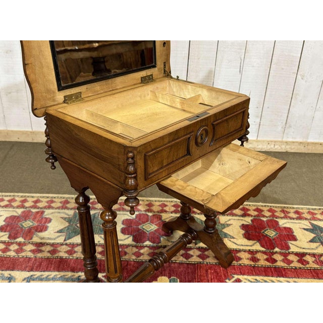 19th Century Walnut Dressing Table For Sale - Image 10 of 18
