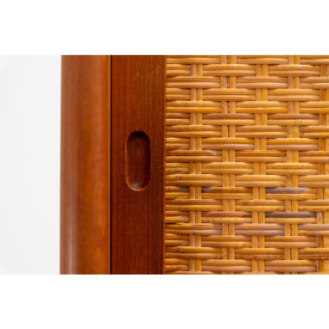 Ry 20 Highboard in Teak by Hans J. Wegner for Ry Møbler, Denmark, 1960s For Sale - Image 12 of 18