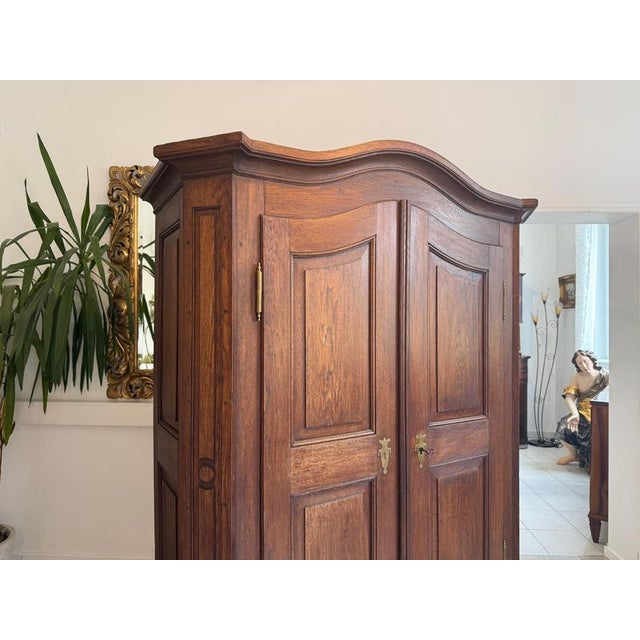 Baroque Hall Cabinet in Oak Wood For Sale - Image 11 of 18