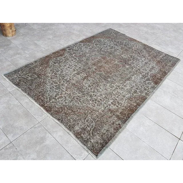 1960s 6x8 Drak Grey Vintage Anatolian Rug For Sale - Image 6 of 11