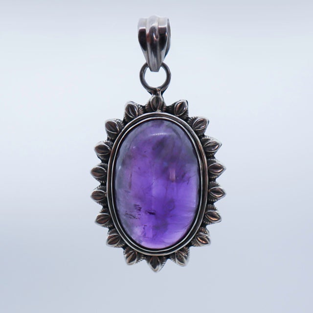 Purple Vintage Amethyst With Sterling Silver Starburst Pendant For Sale - Image 8 of 8