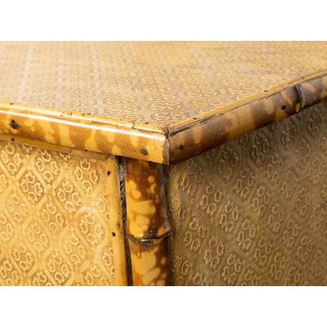 English Small English 1920s Mottled Bamboo Three-Drawer Chest with Floral Décor For Sale - Image 3 of 12