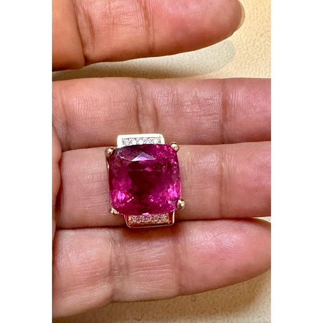 Arts & Crafts 12 Carat Cushion Cut Natural Pink Tourmaline & Diamond 14 Karat Yellow Gold Ring For Sale - Image 3 of 18