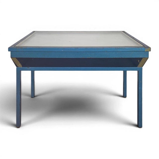 Blue Light Table for Photography, 1970s For Sale - Image 8 of 8