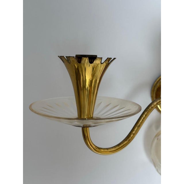 Crystal and Brass Wall Sconce with Glass by Lightolier, 1950s For Sale - Image 10 of 18