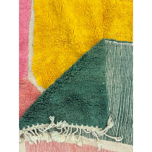 Moroccan Handwoven Abstract Wool Rug, 2010s For Sale - Image 9 of 10
