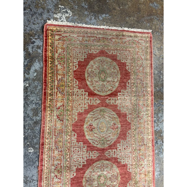 Turkish 2ft 6in × 6ft 5in Oushak Turkish Runner Rug, Vintage For Sale - Image 3 of 12