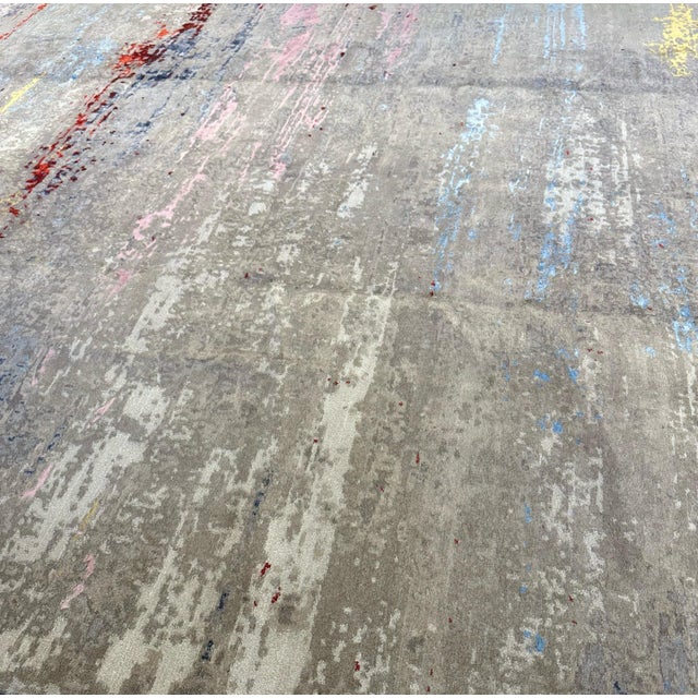 Large Contemporary Nepal Rug in Handspun Wool This elegant 10' x 14' rug, hand-knotted in Nepal, features a modern...
