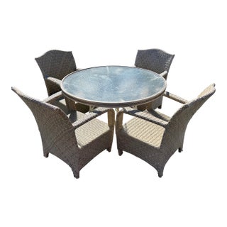 Beautiful Vintage Lloyd Loom Aluminum Patio Set Table & 4 Chairs For Sale