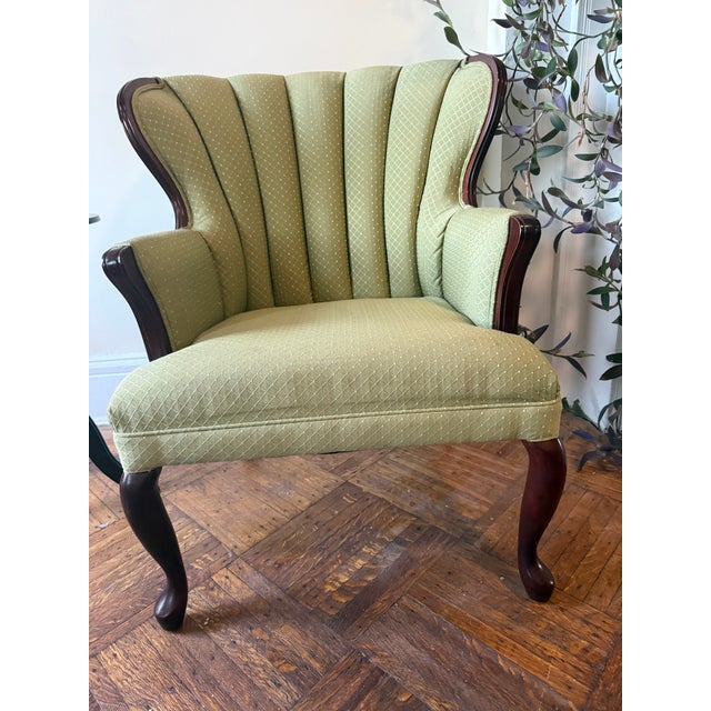Pair of 2 Mid-20th Century Vintage Hollywood Regency / Art Deco Revival Wingback Accent Chairs in Pristine Condition For Sale - Image 12 of 15