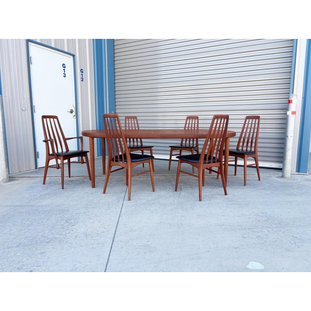 Niels Kofoed 1960s Danish Modern Teak Extendable Dining Set For Sale - Image 4 of 17