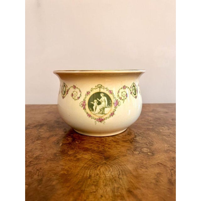 1920s Vintage Ceramic Chamber Pot, 1920 For Sale - Image 5 of 7
