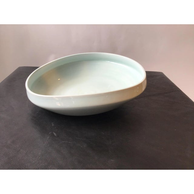 Spin ceramics bowl. New.