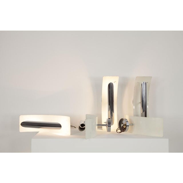 Wall Lamps in White Painted Aluminum and Chrome, Italy, 1970s, Set of 5 For Sale - Image 6 of 18