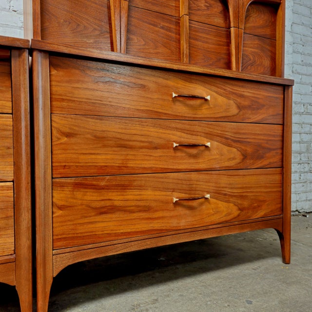 1960s Walnut Original Mid Century Modern Tall Dresser Highboy For Sale - Image 4 of 13