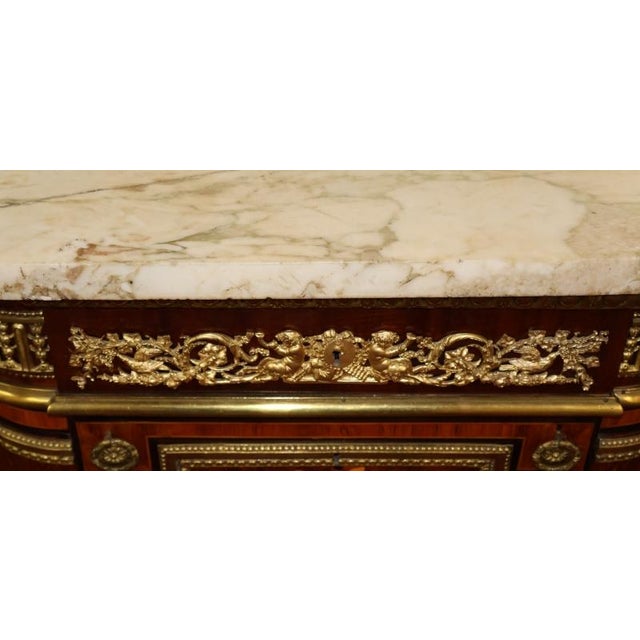 19th Century French Bronze Mount Inlaid Acajou Mouchete Riesener Style Commode For Sale In New York - Image 6 of 16