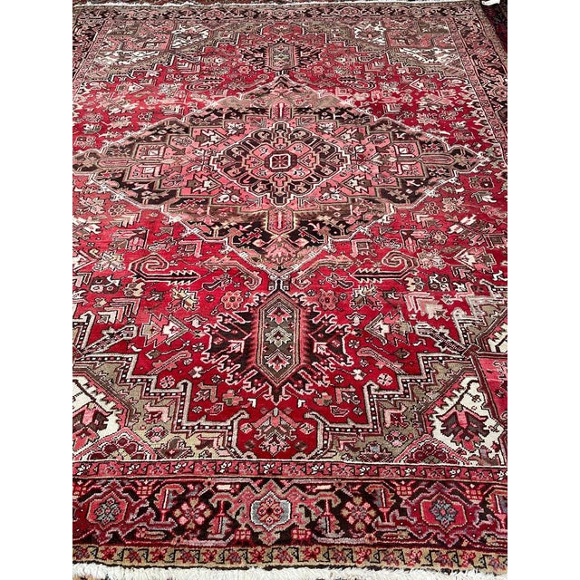 1940s Plush Soft Wool Vintage Heriz Rug 9.3 x 11.4 For Sale - Image 5 of 7