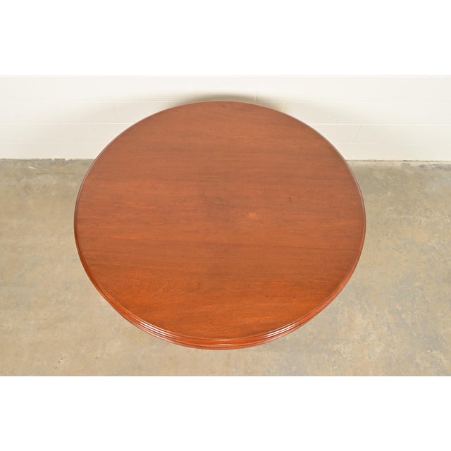 Late 19th Century R. J. Horner Style Antique Victorian Carved Mahogany Pedestal Dining Table, Circa 1880s For Sale - Image 5 of 9