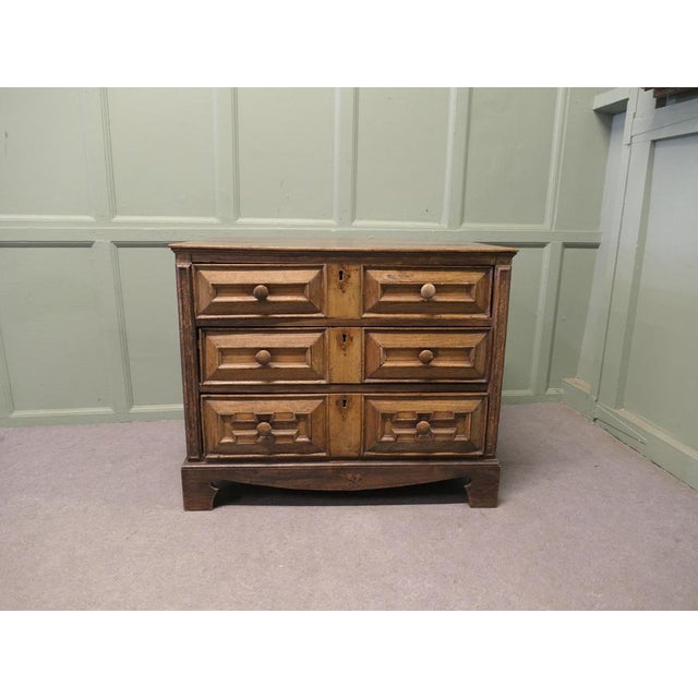 Antique Chest of Drawers in Oak, 1600s For Sale - Image 4 of 8