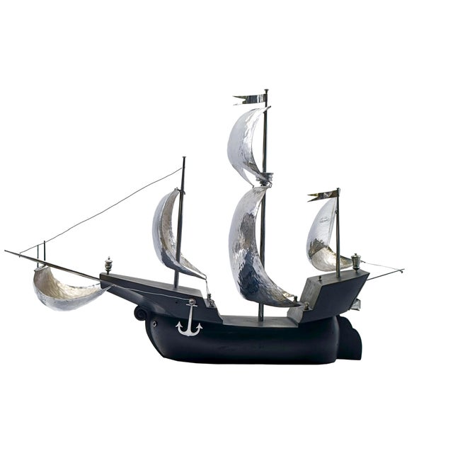 Mid-Century Modern Gio Ponti, Black Wood and Hammered Metal Sailing Ship, 1960s, Metal and Compressed Wood For Sale - Image 3 of 10