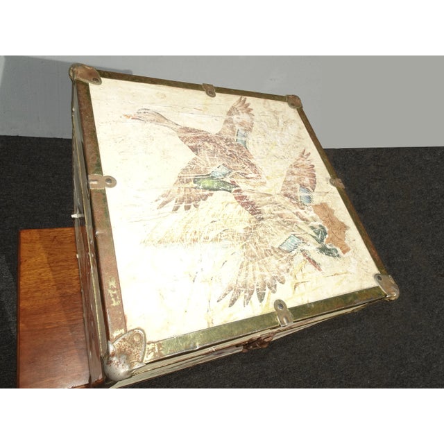 1970s Vintage 16" High Mid Century Modern Storage Box ~ Record Holder Box W Duck Birds For Sale - Image 5 of 12