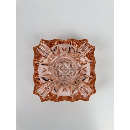 Vintage French Peach-Pink Diamond-Cut Glass Ashtray, 1950s For Sale - Image 6 of 18