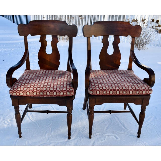 Bernhardt Mahogany Arm Chairs Pair Vintage Stretcher Base 80s For Sale - Image 10 of 13