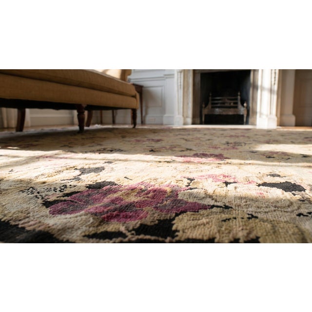 1870s Beige Floral Kilim Antique European Besserabian Rug 9'6" X 16'0" Flatweave Wool Carpet For Sale In New York - Image 6 of 8