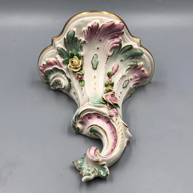Rococo Hand-Painted Porcelain Wall Consoles from Kämmer, Dresden, Set of 3 For Sale - Image 10 of 18