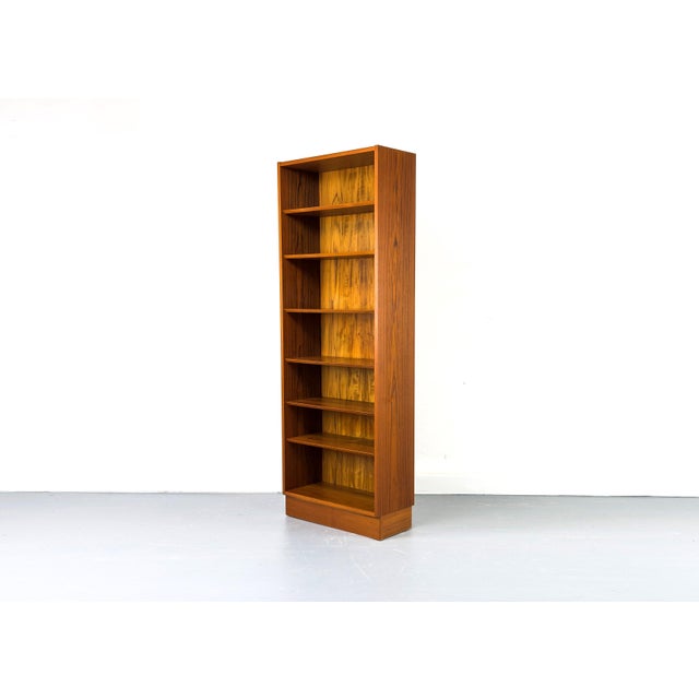 Vintage Teak Bookshelf by Carlo Jensen for Hundevad & Co., 1960s For Sale - Image 16 of 16