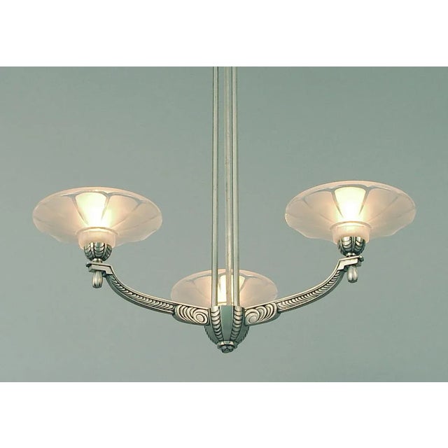1920s Restored French Art Deco Long-Hanging 3-Light Nickel Chandelier by Boretti of Lyon For Sale - Image 4 of 5