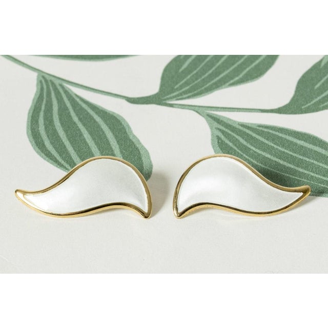 Modernist Gilded Enamel Earrings by Synnøve Korssjøen, 1990s, Set of 2 For Sale - Image 4 of 6