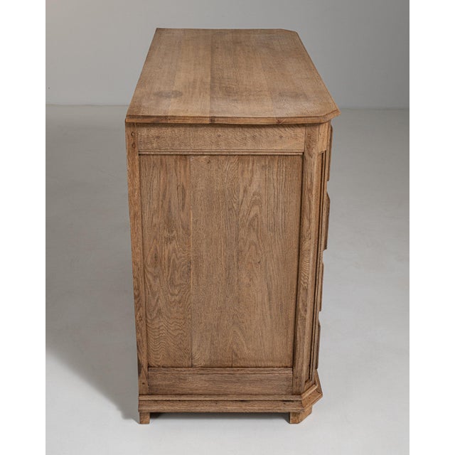 Early 19th Century France Amber Wood Chests of Drawers For Sale In Greensboro - Image 6 of 11